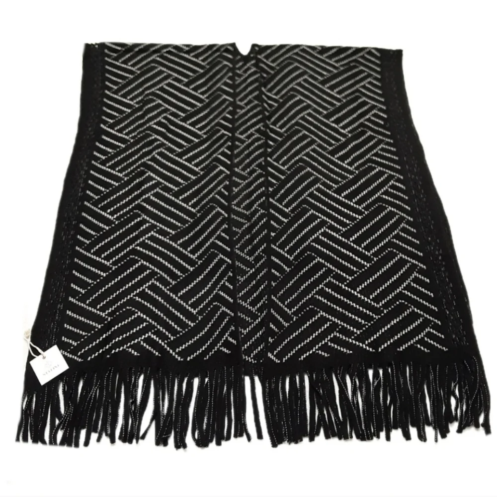 Herringbone Ruana With Fringe - Picture 6 of 12